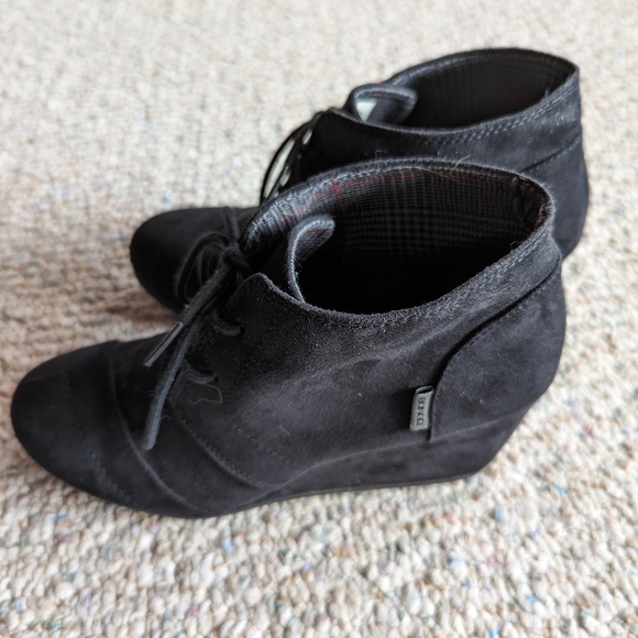 Black Bongo wedge ankle booties - Picture 5 of 7